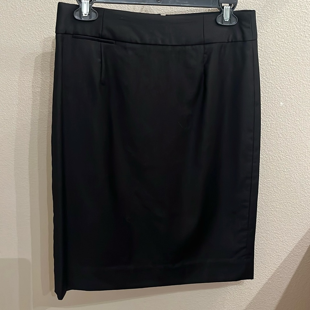 J.Crew Wool skirt size 4/6 black with poly lining. Worn once